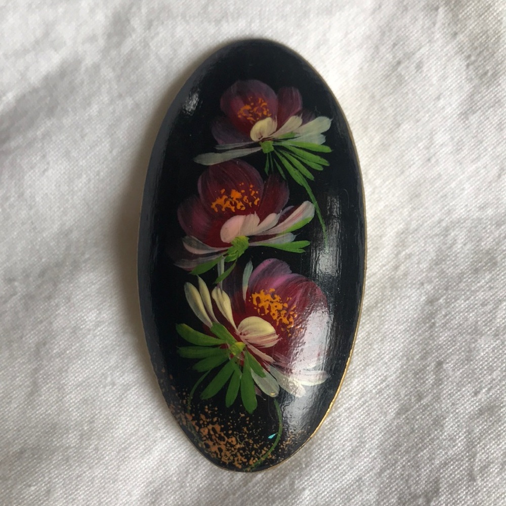 Vintage handmade Russian lacquered brooch/pin hand painted floral 1996 signed